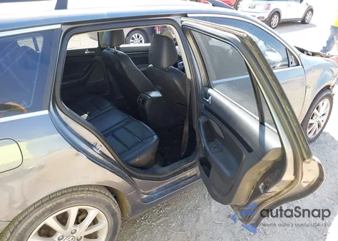 2013 Volkswagen Jetta 2.5L Se z USA, uszkodzony, nr VIN 3VWPX7AJ6DM685308